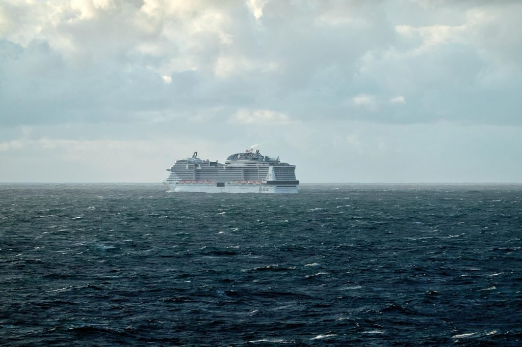 cruise, ship, sea, travel, horizon, nature, vacations, cruise ship, water, sky, cruceros