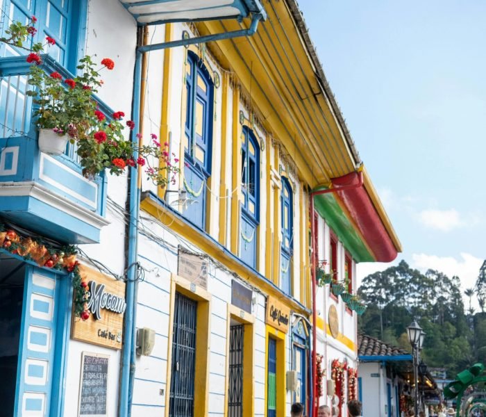 Vibrant colonial architecture along the streets of Salento, Colombia, showcasing local culture and tourism.